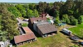 Foto - Anwesen 16000qm 2 Häuser Werkstatt Teich Wiesen Wald Burgwedel