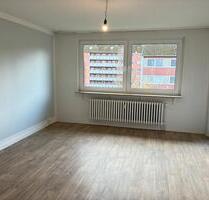 3,5 Zimmerwohnung mit großzügigem Balkon - Kiel Neumühlen-Dietrichsdorf