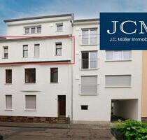 Geräumige 3-ZKB Wohnung mit Einbauküche in zentraler Lage in Oberlahnstein