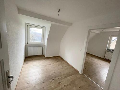 Foto - 1 Zimmer Dachgeschoßwohnung zur Miete in Menden (Sauerland)