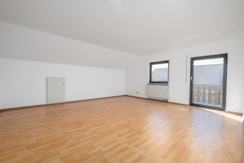 Foto - 3 Zimmer Dachgeschoßwohnung zur Miete in Wellendingen