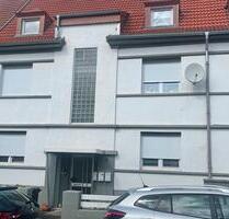 Häuserzeile in Neunkirchen zu verkaufen. 3 Häuser auch EINZELN