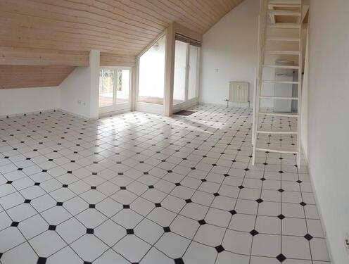 Foto - 74232 ABSTATT aussergewöhnliche 2-Zimmer Wohnung mit 2 Emporen