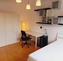 Bezugsfrei * tolles Apartment am Nauener Platz * ohne Makler - Berlin Mitte
