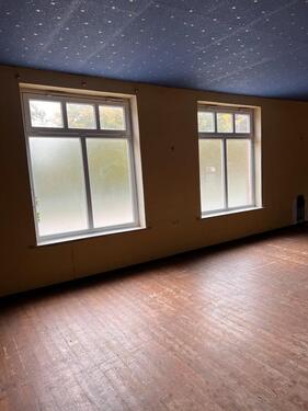 Foto - Halle unbeheizt (Tischler, Zimmerer, Lagerhalle)