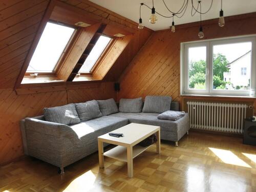 Foto - WG- geeignete 4,5- Zi.- Whg., mit großem Balkon