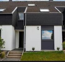 PROVISIONSFREIES Zuhause in Top Lage von Ratingen Hösel Renoviert