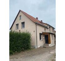 Haus. Doppelhaushälfte. Mehrfamilienhaus. PROVISIONSFREI + VB - Teuchern