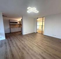 Top sanierte 3-Zimmer EG Wohnung m. hochwertiger Küche, Terrasse, Keller, ST, Garage u. Schwimmbad - Passau Auerbach