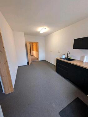 Foto - Büroräume für Gewerbetreibende - 1.800,00&nbsp;EUR Kaltmiete, ca.&nbsp; 90,00&nbsp;m&sup2;