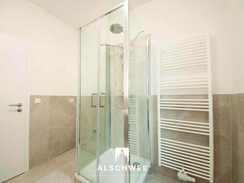 Foto - EXKLUSIV***1.OG*Sanierte 2 zwei Zimmer Wohnung mit Balkon inkl. EBK und Stellplatz!