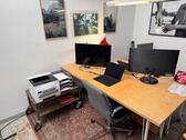 Foto - Ruhiger Arbeitsplatz im Büro – TischDesk zu vermieten