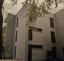 2 Zimmer Wohnung möbliert mit Garten zentral gelegen - Augsburg Innenstadt 2 Zimmer Wohnung möbliert mit Garten zentral gelegen - Augsburg Innenstadt