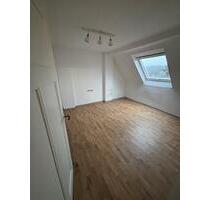 2-Zimmer Dachgeschosswohnung in guter Lage von Neunkirchen