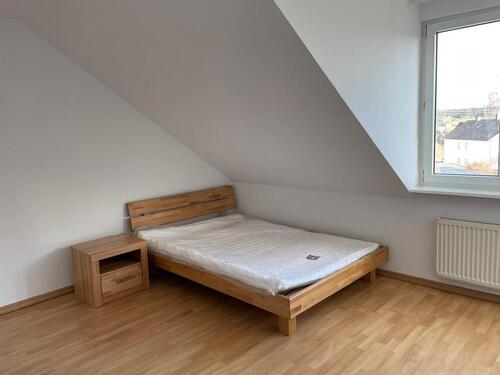Foto - Ruhiges, möbliertes 1-Zi.-DG-Apartment in Karlsruhe-Neureut