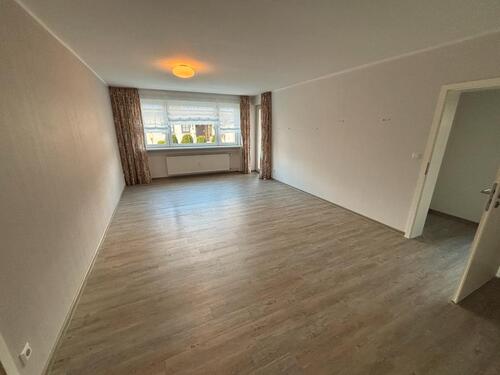 Foto - Attraktive 2-Zimmer-Wohnung mit großem Hobbyraum in Feldrandlage