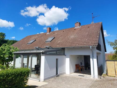 Foto - Sanierte und gepflegte 3-Zimmer-Wohnung mit großer Süd-Ost-Loggia