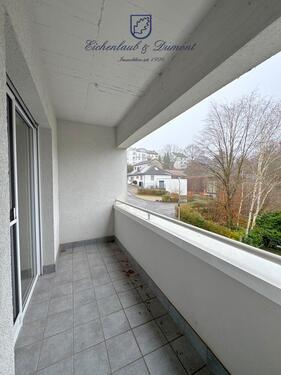 Foto - Gepflegte 3-ZKB-Wohnung im 1.OG mit Balkon + Loggia in ruhiger stadtnaher Lage