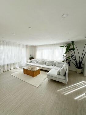 Foto - Von Privat: Lichtdurchflutete 3,5 Zimmerwohnung in Ehningen