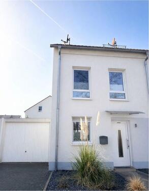 Foto - Reiheneckhaus auf Niederberg mit Garten u Garage 144qm