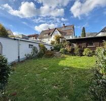 Gartengrundstück mit Terrasse und Gartenhaus zu verpachten - Kierspe