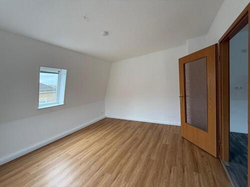 Foto - Helle 2-Zimmer-Wohnung für Singles und junge Leute!