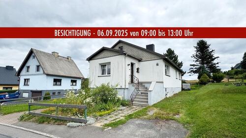 Foto - Einfamilienhaus 200m², mit großem Grundstück, Carport + Bungalow