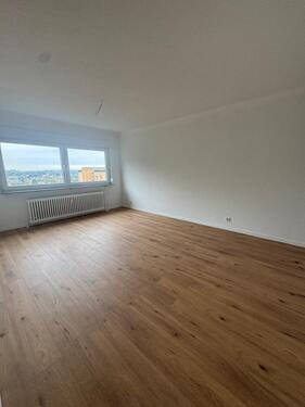 Foto - Frisch sanierte 1-ZKB Wohnung mit Balkon