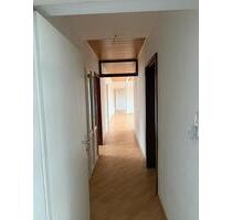 Eine große Wohnung in Aurich zu vermieten