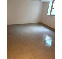 Kellerraum gefließt als Lagerfläche zu vermieten - Altdorf