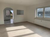 Foto - Komplett renoviert! Helle & ruhige 2-Zimmer-Wohnung