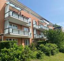 Garstedt am Waldrand - Wohnung mit Terrasse - Gäste-Duschbad - Wannenbad - EBK - TG-PLatz - Norderstedt