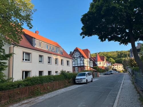 Foto - Kleine 4-Zimmer-Wohnung in begehrter Lage