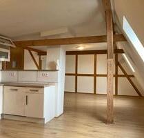 ANFRAGESTOPP Schöne Dachgeschosswohnung in Jena West