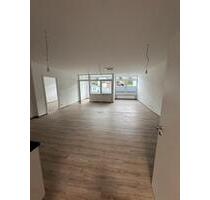 2 Zimmer Wohnung mit Loggia und Klimaanlage - Lübbecke