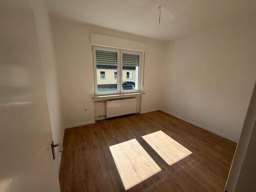 Foto - 5 Zimmer Erdgeschoßwohnung zur Miete in Eime