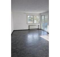 Helle 3,5-Zimmer Wohnung inkl. Tiefgaragenstellplatz und Balkon - Waiblingen Beinstein