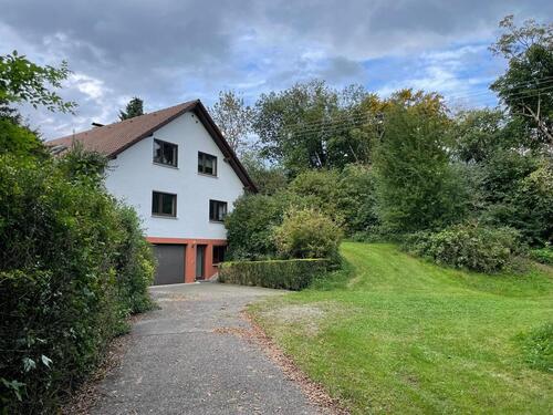 Foto - Naturverbunden wohnen: 7-Zimmer-Haus mit großem Grundstück