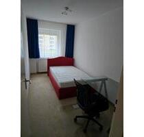 2-Zimmer-Wohnung mit Balkon im 1.Stock in München-Freimann