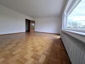 Foto - In Rheinnähe ruhige 3-Zimmer-Wohnung mit großem Sonnenbalkon (Linie 16)