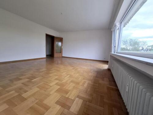Foto - In Rheinnähe ruhige 3-Zimmer-Wohnung mit großem Sonnenbalkon (Linie 16)