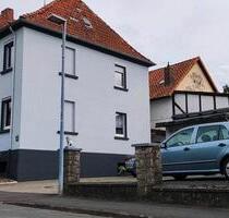 Doppelhaushälfte mit Scheune Garage Stellplätze Resthof - Einbeck