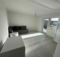 Moderne 1-Zi-Wohnung mit separatem Eingang & Terrasse - Göppingen Bruckwasen