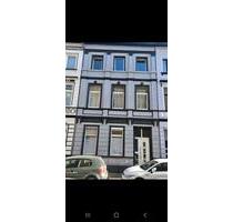 Mehrfamilienhaus - 450.000,00&nbsp;EUR Kaufpreis, ca.&nbsp; 250,00&nbsp;m&sup2; in Krefeld (PLZ: 47798)