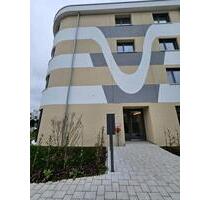 2,5 Zimmer Wohnung mit Einbauküche, Terrasse mit Garten - Sindelfingen Darmsheim