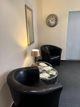 Foto - Büroraum zur Untermiete - 825,00 EUR Kaltmiete,