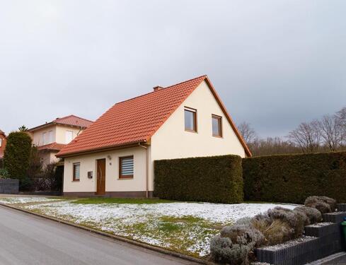 Foto - Einfamilienhaus freistehend Garten Haus zum Verkauf Wärmepumpe
