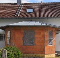 Einfamilienhaus mit großem Grundstück und Doppelgarage - Osterhofen