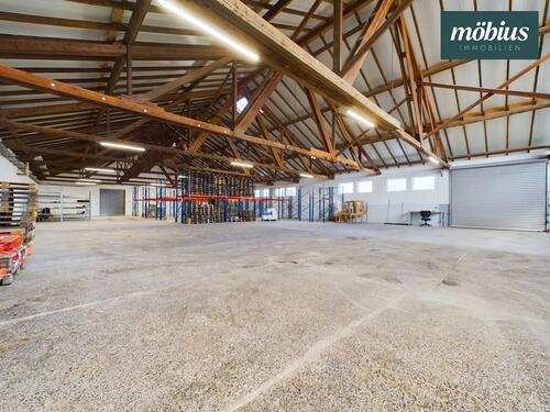Foto - Halle mit Starkstrom an der A66 - optional mit Büro oder weiterer Hallenfläche