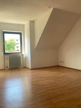 Foto - Gepflegte 3-Zimmer-Wohnung (DG.) in 55232 Alzey